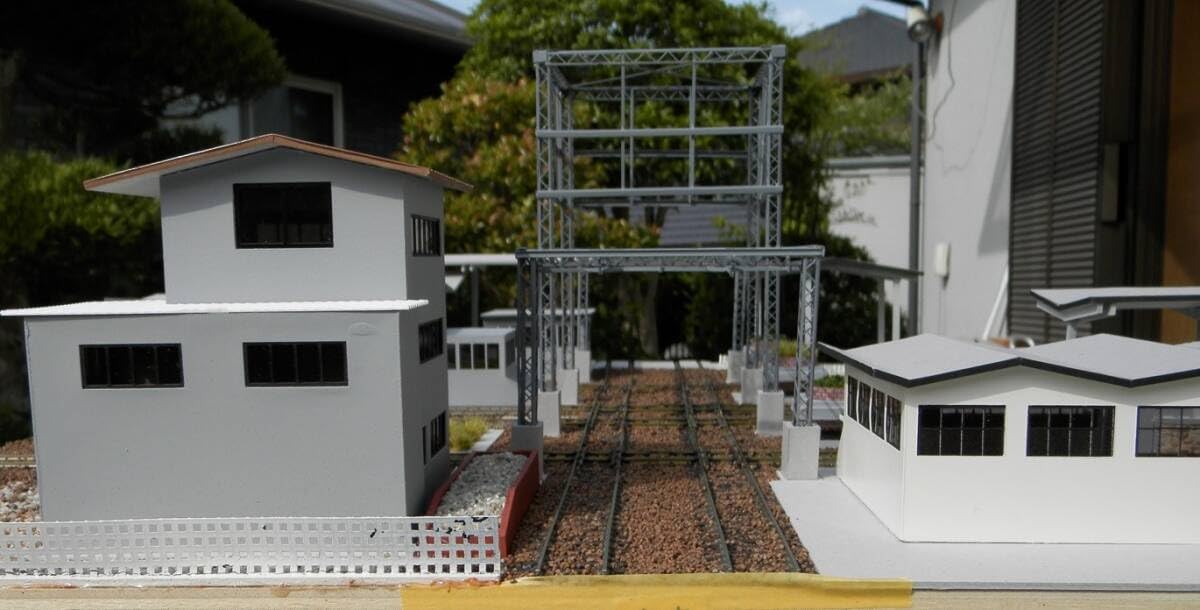 Amazon.co.jp: HOサイズ 阪急西宮北口駅 ダイヤモンドクロス ジオラマ